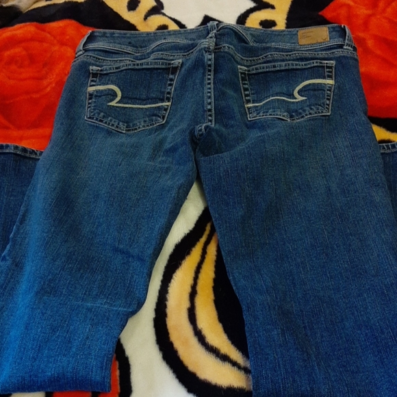 American Eagle Jeans - Picture 2 of 6